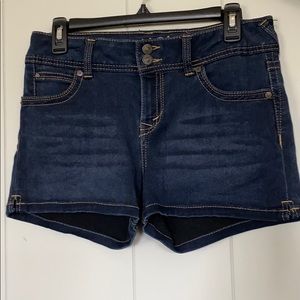 Wallflower Jean Shorts :)